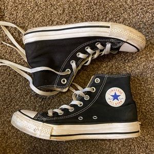 Black high top converse